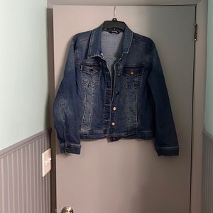 Size 1X d.jeans denim jacket.